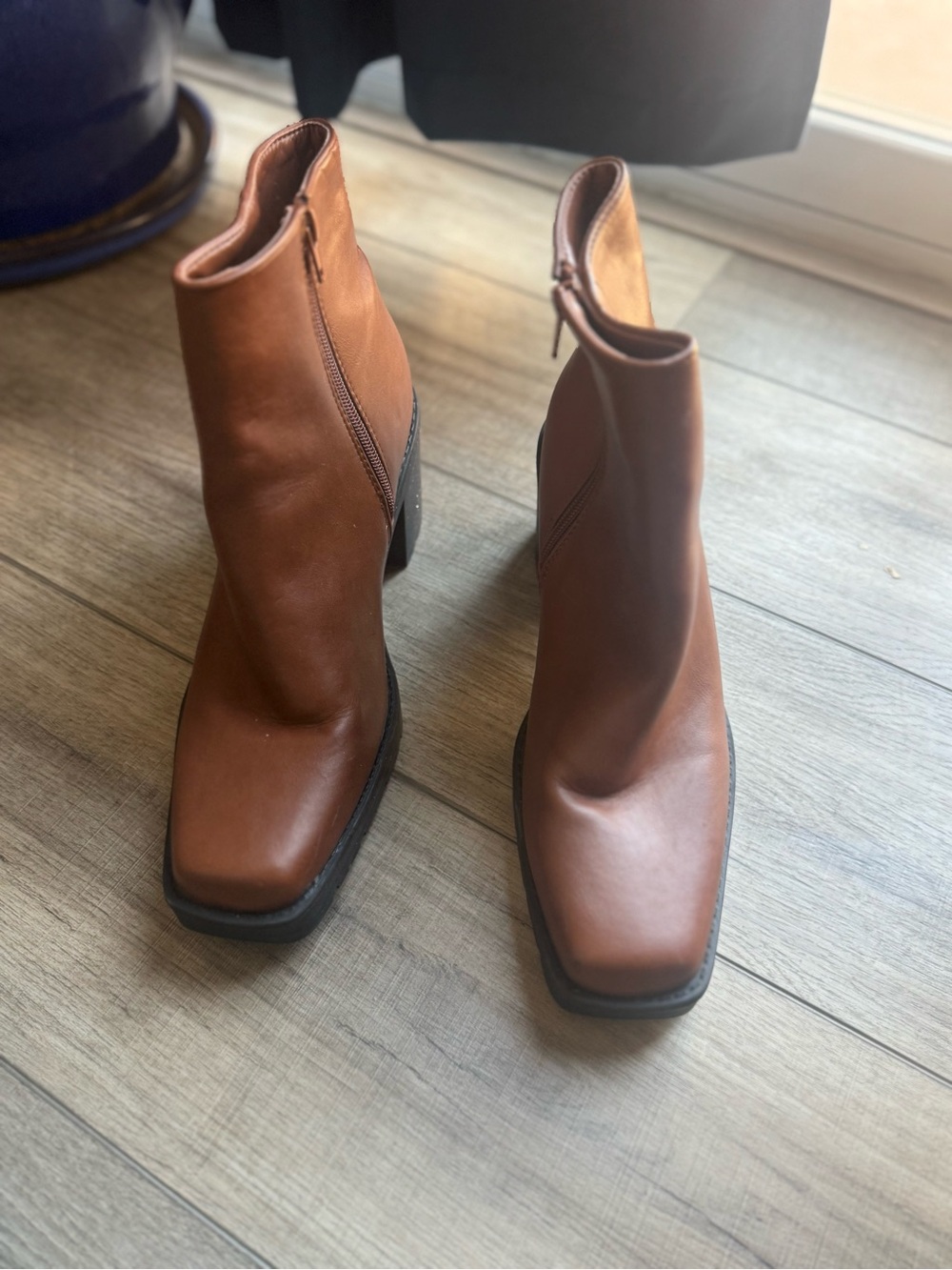 Women's Brown Square-Toe Leather Ankle Boots
